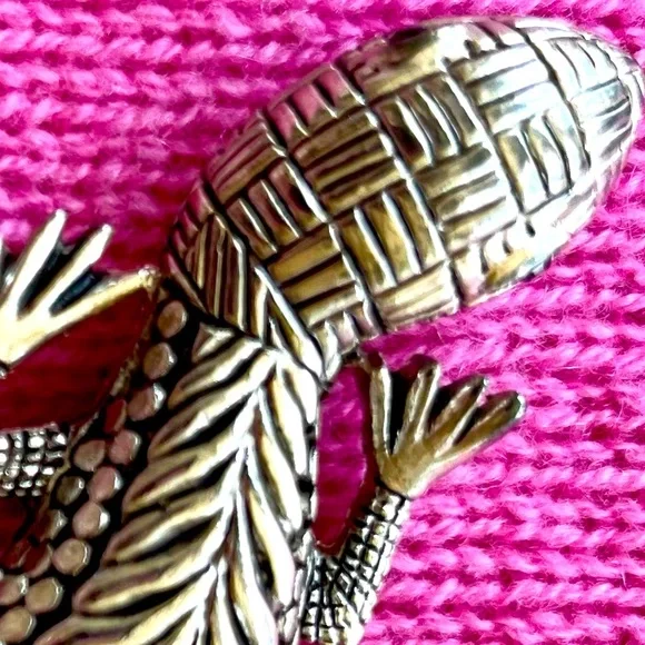 Vintage Silver Plated Salamander Brooch - Picture 2 of 11